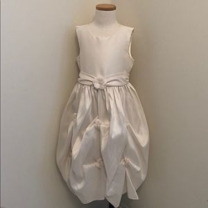 Dress with flower details